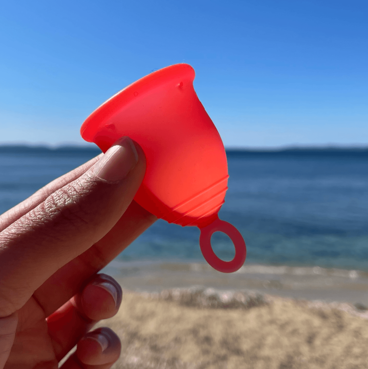 These Women Designed A Menstrual Cup Applicator (Finally)