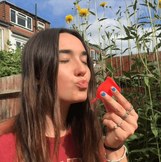 Best menstrual cup for dancers - Alicia shares her experience - Asan UK