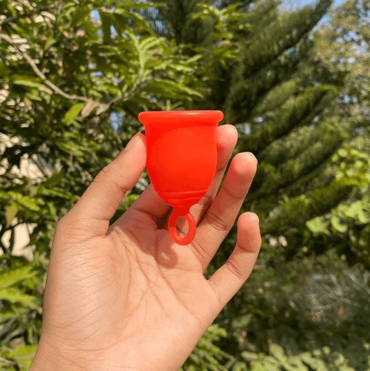 How to use a menstrual cup for beginners - Asan UK
